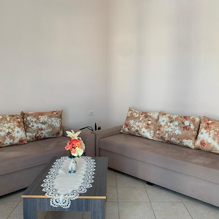 Ylli Cunaj Apartments Sarandë 外观 照片