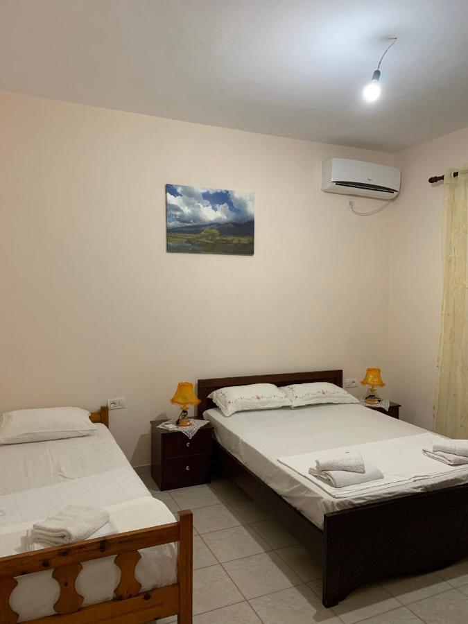 Ylli Cunaj Apartments Sarandë 外观 照片
