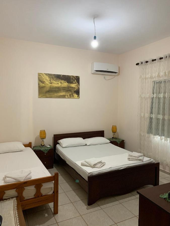 Ylli Cunaj Apartments Sarandë 外观 照片