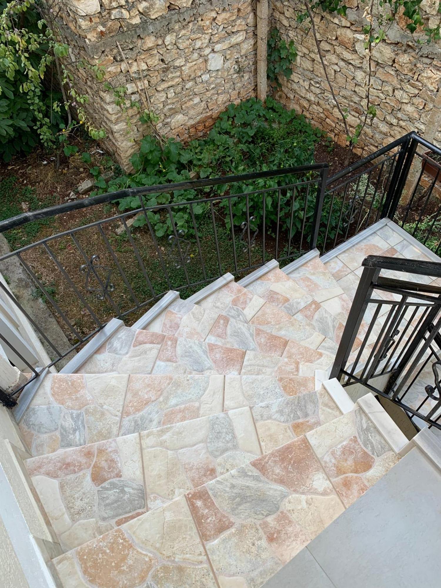 Ylli Cunaj Apartments Sarandë 外观 照片